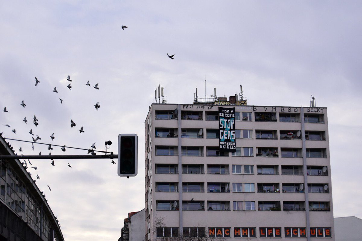 stopgeas's tweet image. Kottbusser tor #b2611 #stopgeas #stopceas #asylistkeinekrise #asylumisnotacrisis