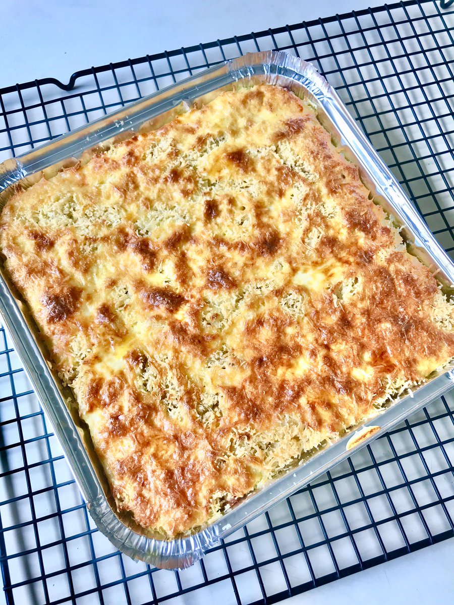 cikMeraki's tweet photo. I donโt say โ I love uโ
I say.. โ I bake for uโ
#FromMyKitchen https://t.co/jGb1L7TZ6p
