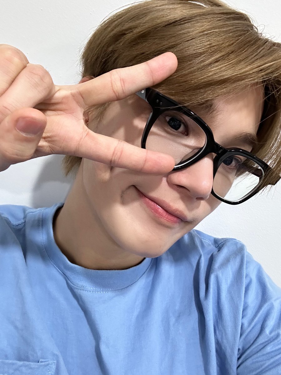 어? 안경 꽤괜
