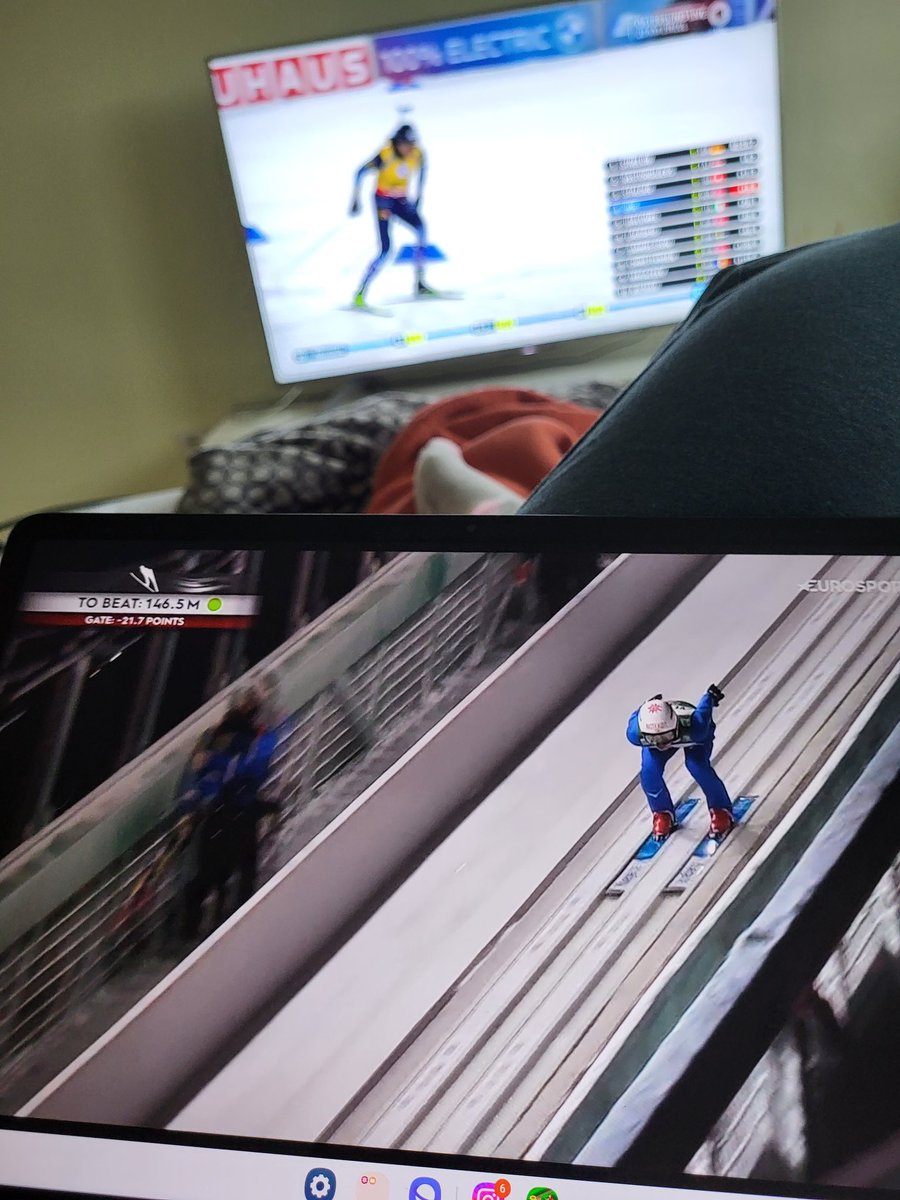 katja0511's tweet photo. Sunday afternoon with wintersport. 

Go Naoki go! #skijumping https://t.co/x8LJJtl0mi