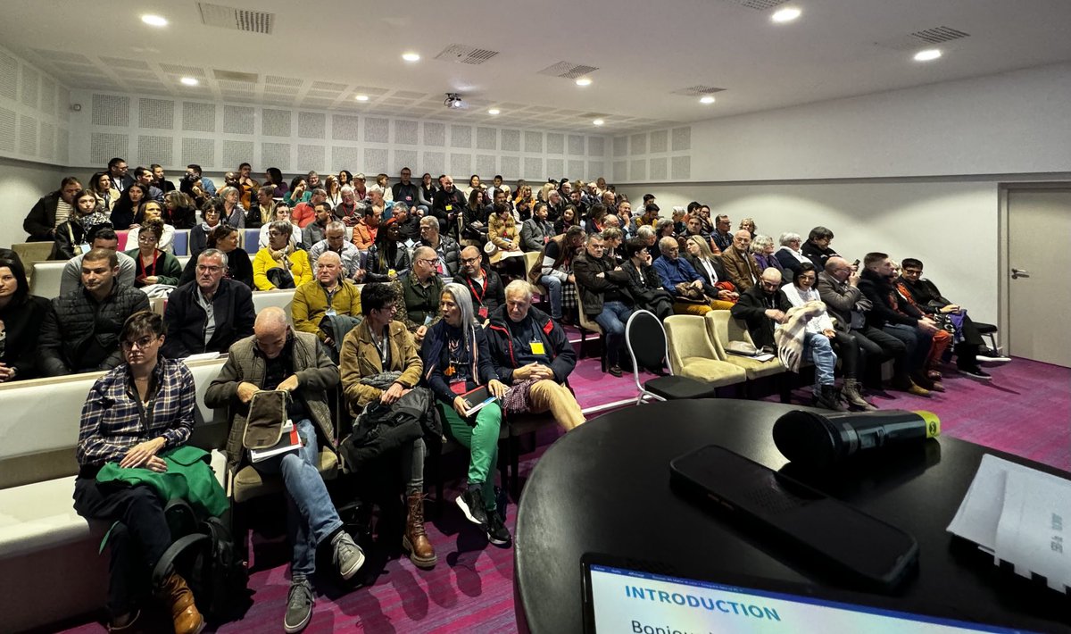 Début de l’assemblée générale de la fédération des buralistes du Maine et Loire aux côtés de son Président J.Philippe Perot