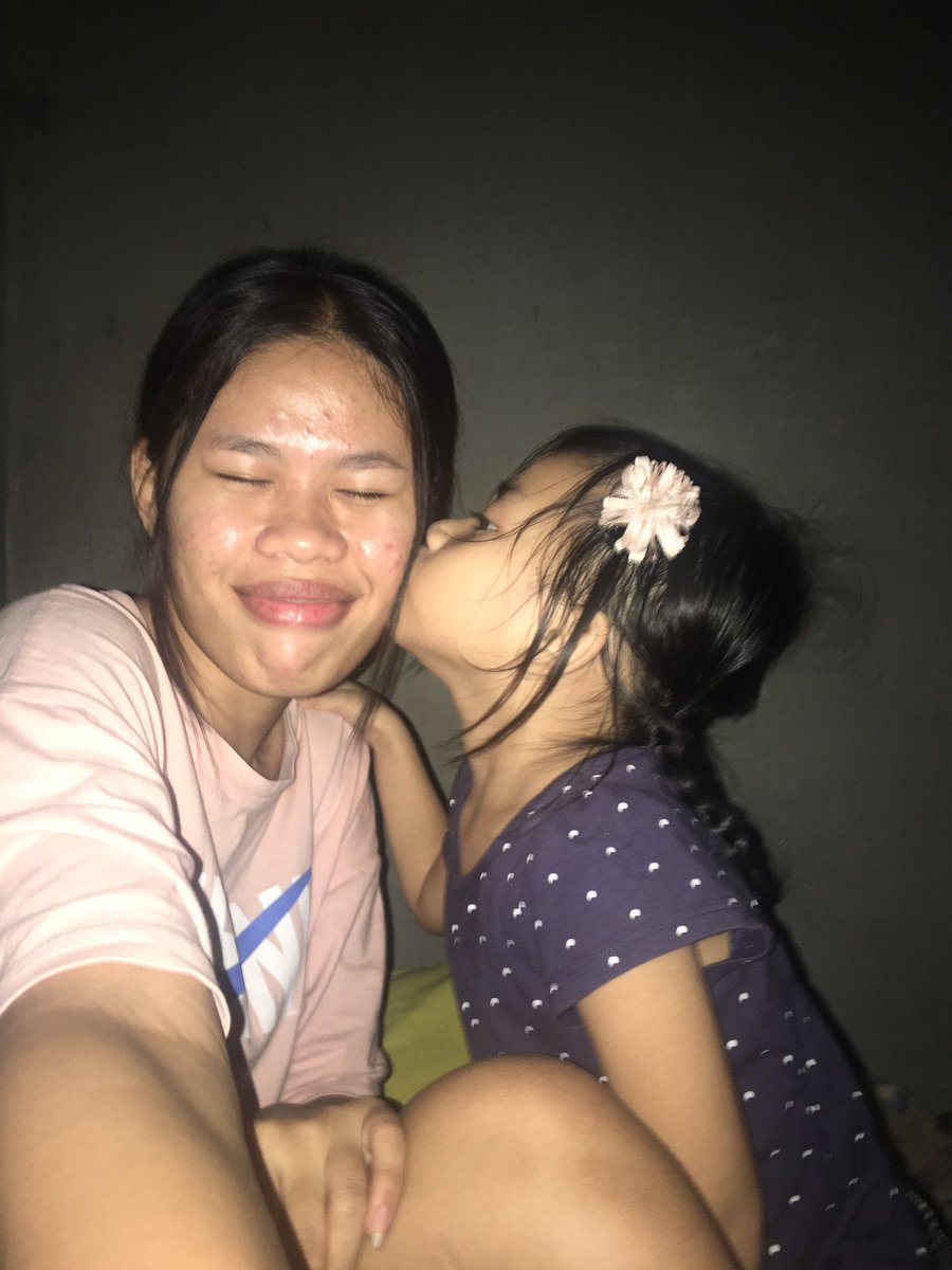 yaannerrss's tweet photo. w/ my love. https://t.co/tW3YQEjhh6