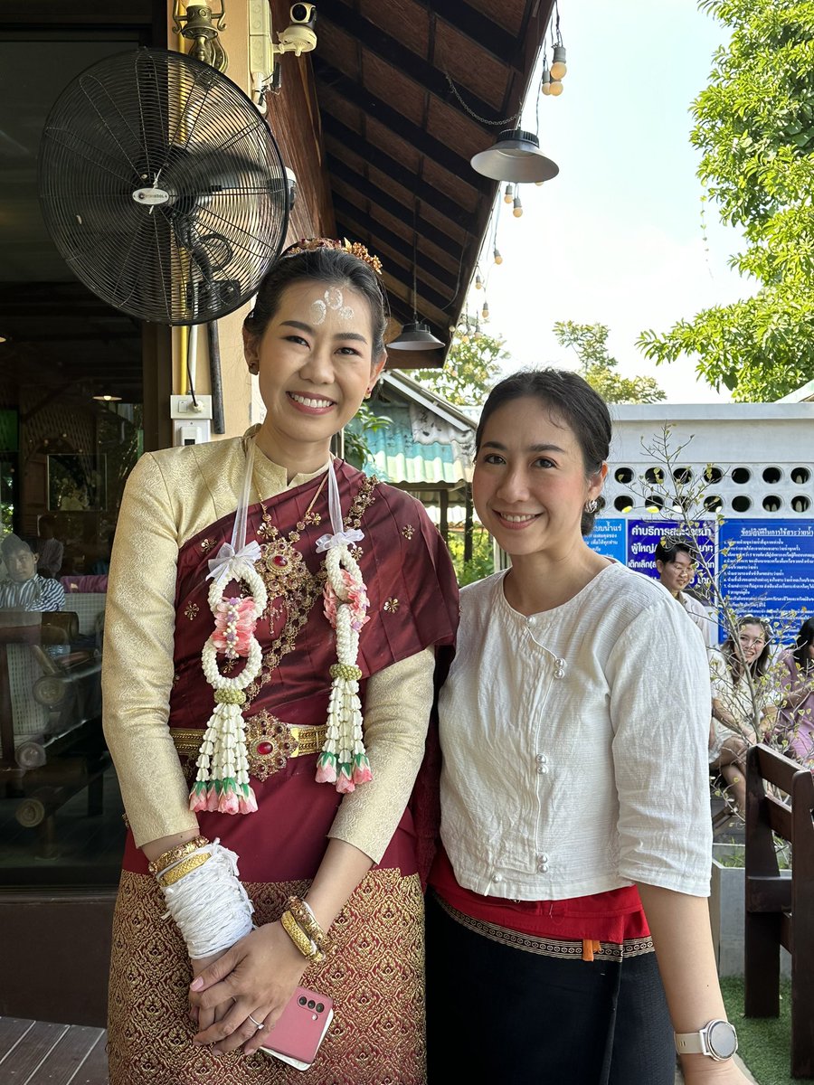 PREAW_PREAW_KA's tweet photo. ยินดีกับเพื่อนรัก เพื่อนสนิท เพื่อนที่อยู่เคียงข้างกันตลอดเกือบทุกโมเมนต์ในชีวิต ยินดีด้วยนะเมิงงง ขอให้มีครอบครัวที่มีแต่ความสุขมีความอบอุ่นน่ารักนะจ๊ะ @pisco1234 https://t.co/NNcq9QXzEu