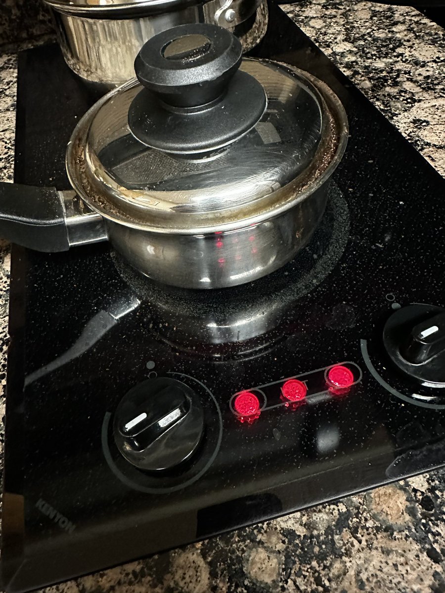 HappyJoyousFree tweet media