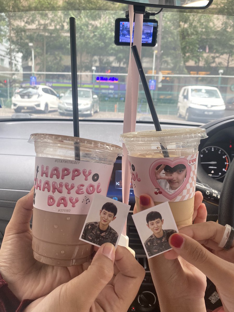 urizzeno's tweet photo. "We're not perfect, but we're limited edition." - Chanyeol 🤍
#EXO #exol #CHANYEOL #staywithloey https://t.co/BBvYQGb8WG