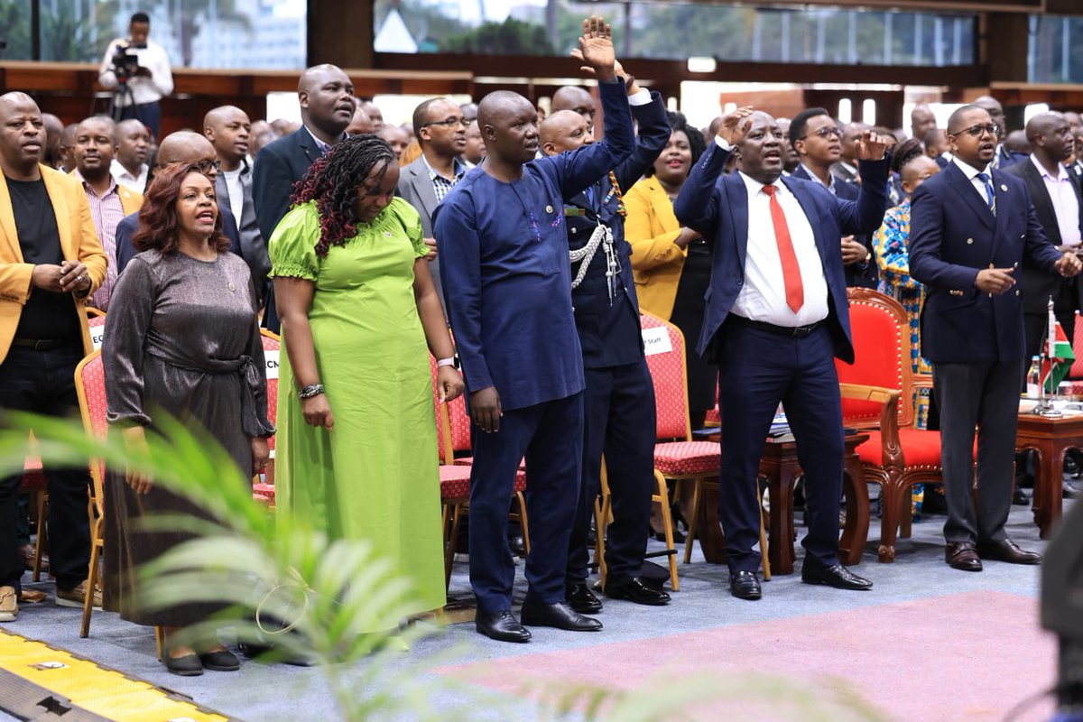 May we also be mindful of the less fortunate and extend our hands to share!

Psalm 107:8-9 says "Let them give thanks to the Lord for His unfailing love and His wonderful deeds for mankind, for He satisfies the thirsty and fills the hungry with good things."