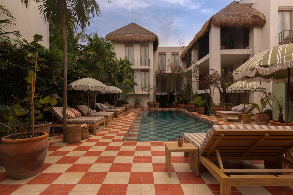 PlacesWithPalms's tweet photo. Need some travel Tuesday inspo? Read our editor's guide to the best luxury boutique hotels in Tulum, from treetop jungle hideaways to beachfront wellness retreats.
https://t.co/4OqWPKcMXc https://t.co/YYMdyZmy2n