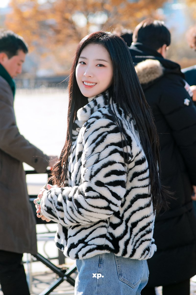 231125
가을의 끝자락

#ARTMS #HASEUL 
#아르테미스 #하슬