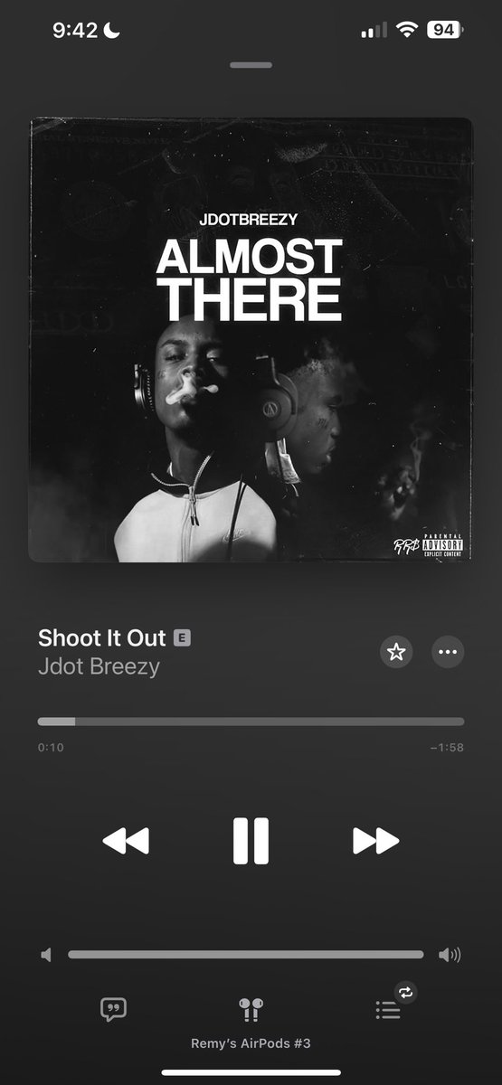 RemyLaFlare's tweet photo. #SampleOfTheDay but honestly it’s the exact same beat lmaooo https://t.co/hleWFWICU6