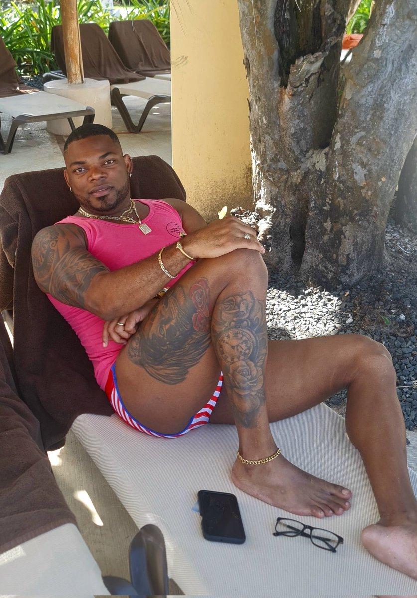 Elvis Santo tweet media