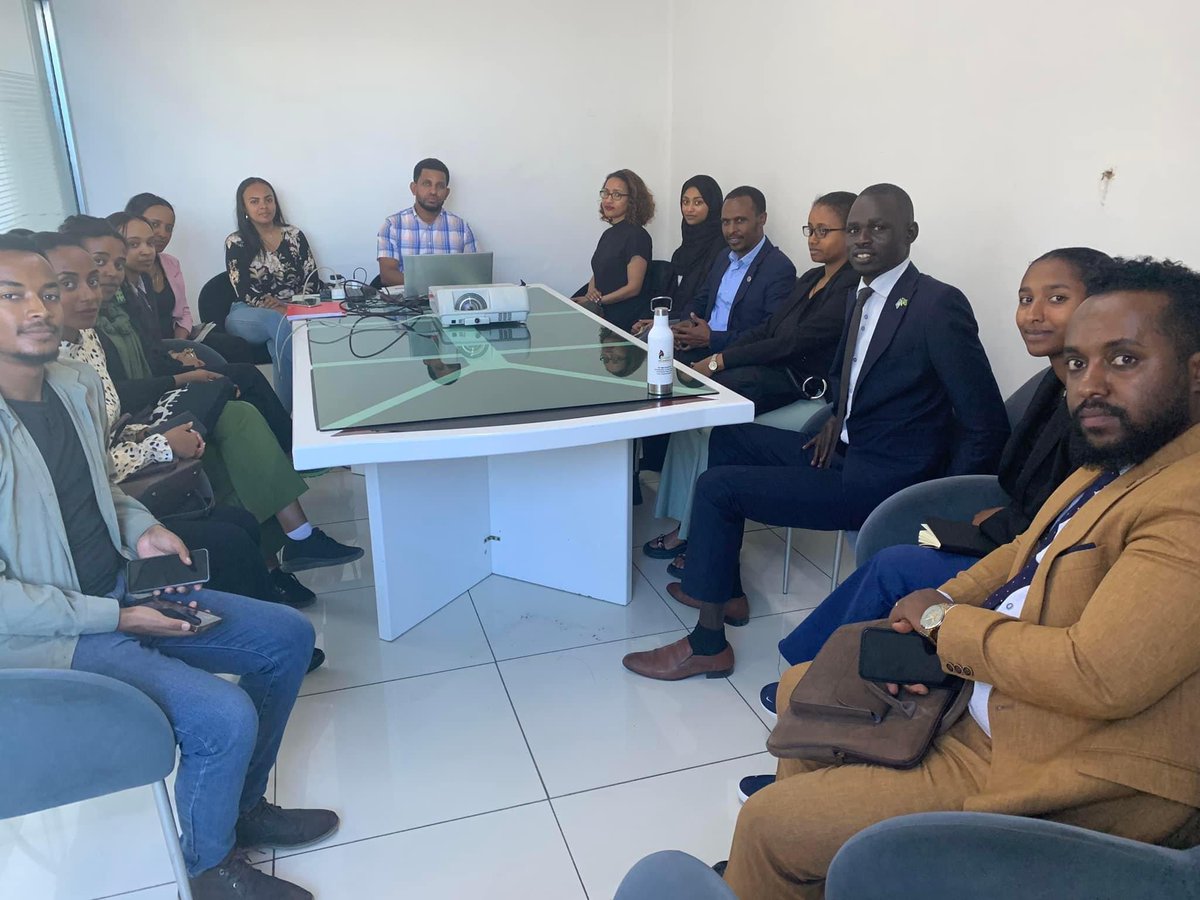 AWechkuoth's tweet photo. Presenting the Upcoming Quarterly Work Plan for the Directorate of International Relations and Diplomatics Affairs to the Executive Council of the African Union Youth Assembly-ET. https://t.co/udr5vLs8MM