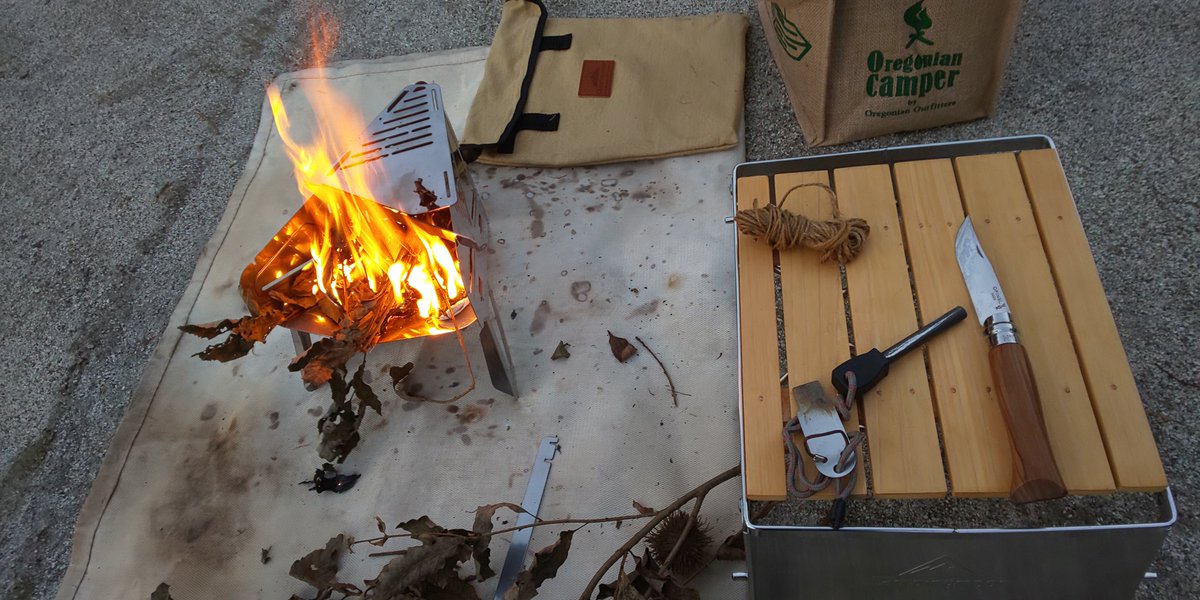 maguro_don's tweet photo. #AUTECCAMP の焚き火台 #COOKPIT をシェイクダウン。結論から言えば、かなり優秀な #ソロ焚き火台 。か細い落ち葉枯れ葉を集めてスタートしたけど、三角のフォルムの先に集まる種火のおかげで簡単に薪に火が着く。そして持続性高く、燃え残りがかなり少ない。 #キャンプギア #キャンプ好きと繋がりたい https://t.co/UwaMgzGuVK