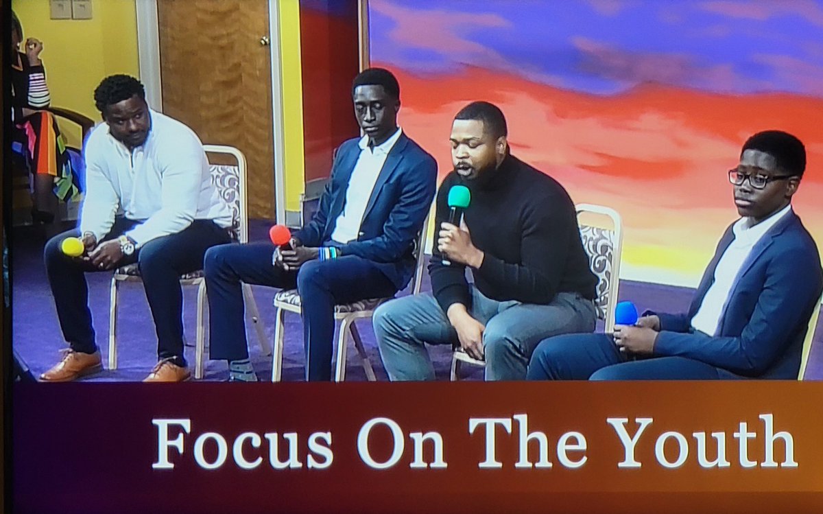 MorningStarCCC's tweet image. Morning Star Young Men Holding One Another Down
#MSCCC #FOCUSONTHEY0UTH #MORNINGSTARYOUTH