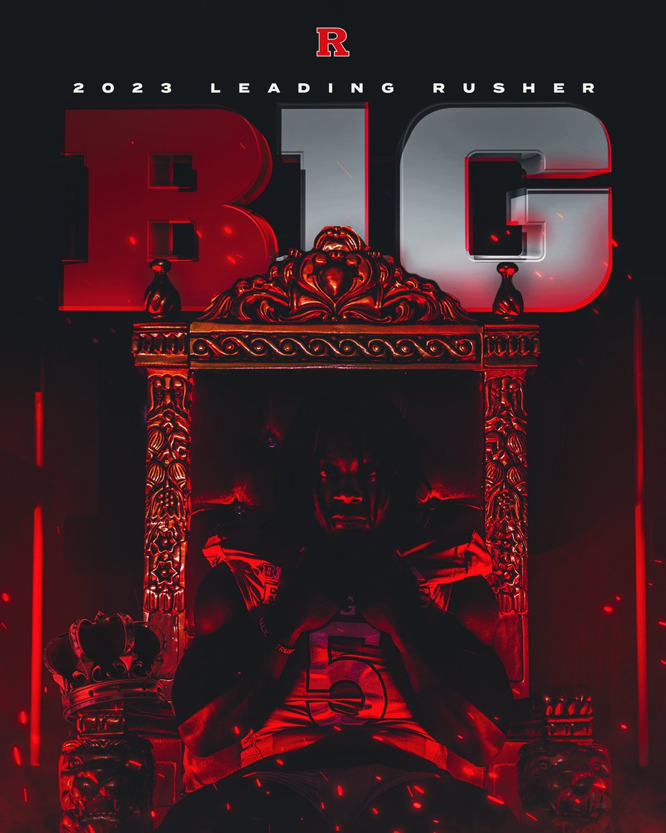 RFootball's tweet photo. The Rushing King 👑 https://t.co/f9kPbGtDji