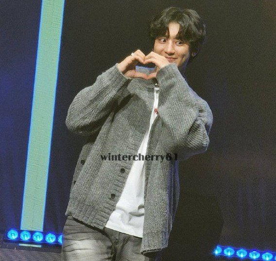 تولد بچه غوله کسی ک هرچی سنش میره بالا بیبی تر میشه خوردنی تر میشه
#체리대장_찬열_HBD
#HappyChanyeolDay
<a href="/weareoneEXO/">EXO</a>