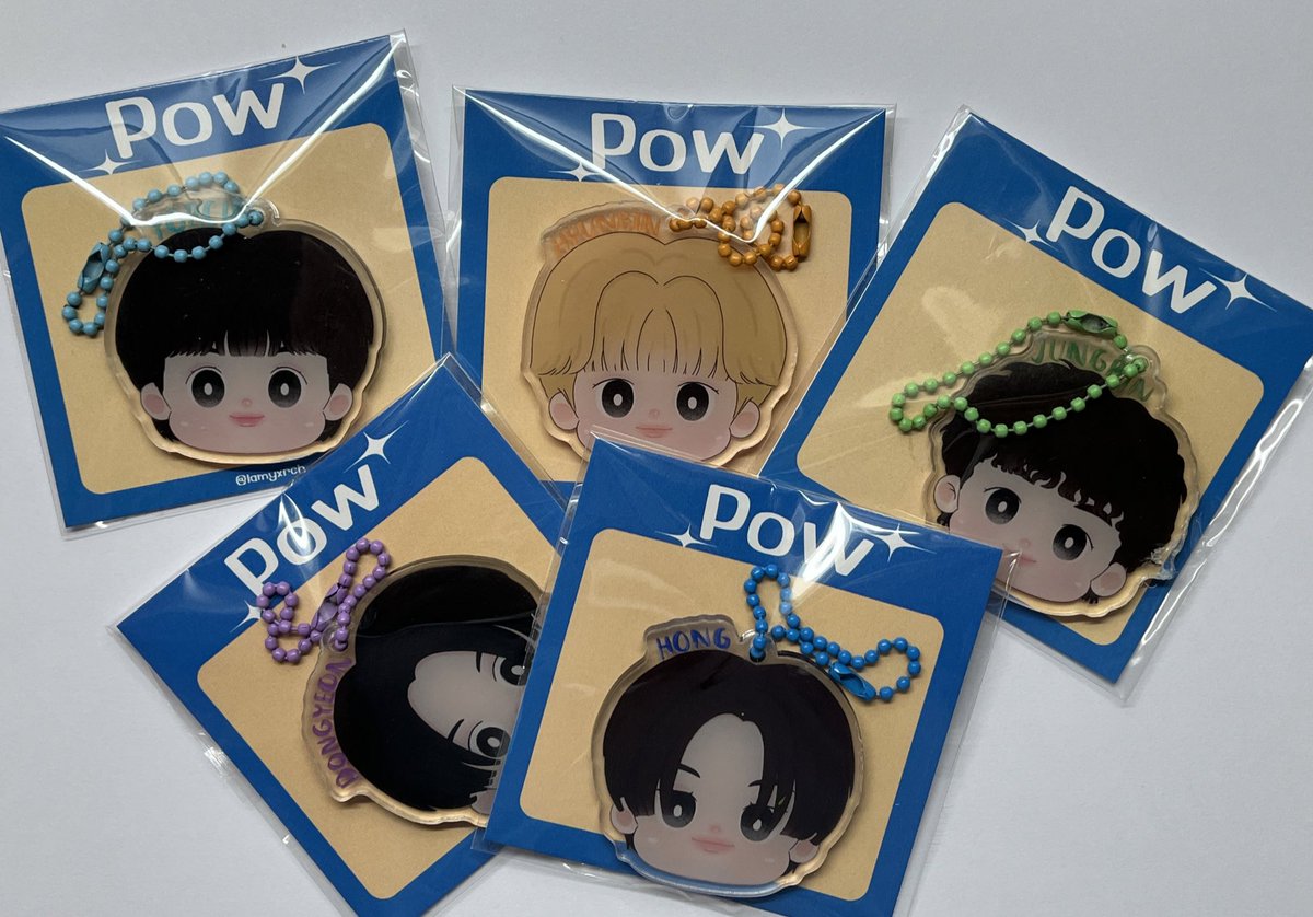 lamyxrch's tweet photo. แจกพกจ.น้องพาว รีทวิตพร้อมเม้นบอกว่าอยากได้เมมเบอร์ไหน (ส่งให้ฟรีไม่มีค่าใช้จ่าย) 💙🧡 #POW https://t.co/BMpiV2SRtq