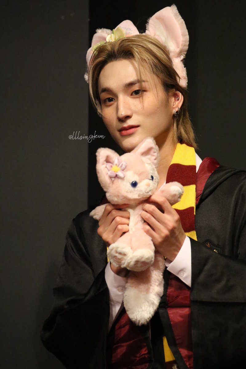 zayxodiac's tweet photo. Bonekanya gemesin apa lg kl lihat beomso tmbh gemes
261123
#beomso #xodiac #ONLYFIN https://t.co/ezuJpwsEVf