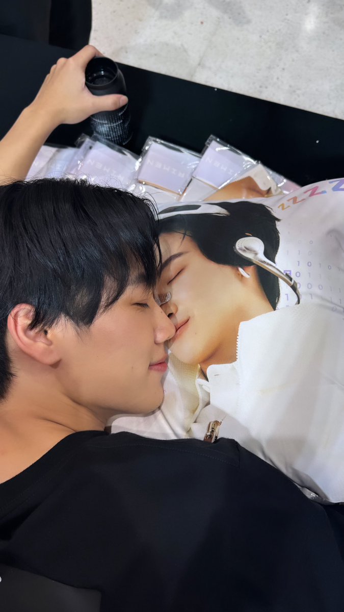 pplachigo tweet media