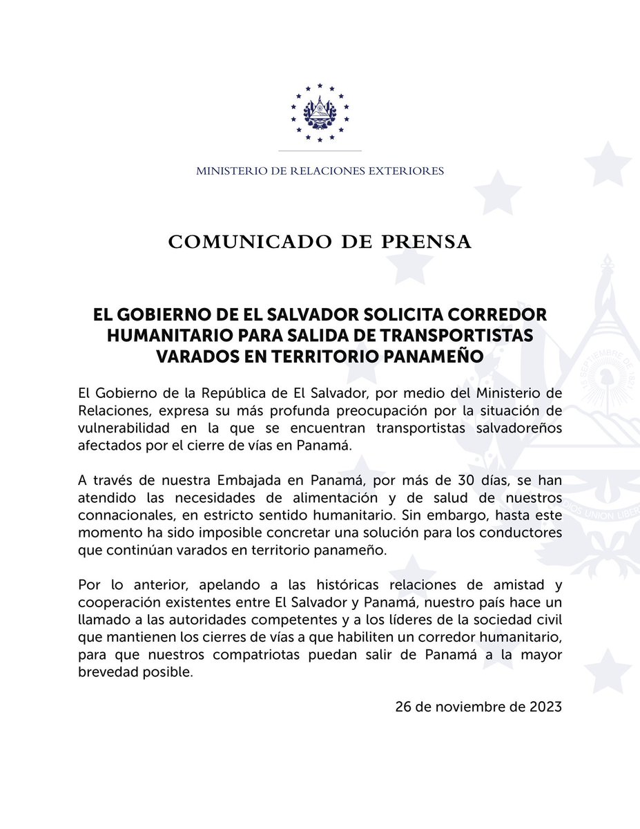 tvnnoticias's tweet photo. 🔴El Gobierno de Nayib Bukele solicita a las autoridades de Panamá y a los líderes de la sociedad civil, que se habilite un corredor humanitario que permita a los transportistas salvadoreños, afectados por los cierres de carreteras, salir de territorio panameño. 
@cancilleriasv https://t.co/KbMpX8NmVL