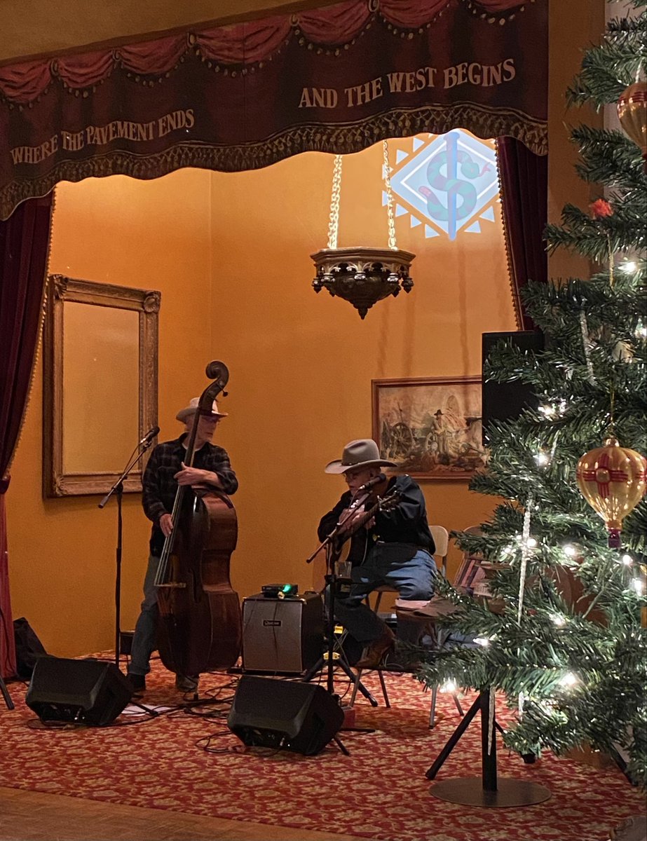Downtown Lamy was once again hopping last night. Erin Bent played at Nuckoll’s Brewery and Bill Hearne played at the Legal Tender. The Sky Railway monster train took people on Santa train tours as well. Fun night!