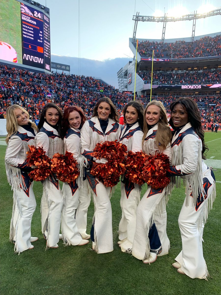 Can’t wait to get back on the field with these amazing gals today! #DBC2023 #CLEvsDEN