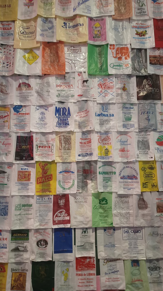 Iulius_86's tweet photo. En @centrocentro, original e interesante expo sobre el diseño gráfico en el comercio local que te hace ser consciente del trabajo que hay desde una servilleta o una bolsa pasando, por supuesto, por la rotulación y cartelería de antaño. Historia viva.

#dideño #comercio #Madrid https://t.co/4rfTn2R5d0