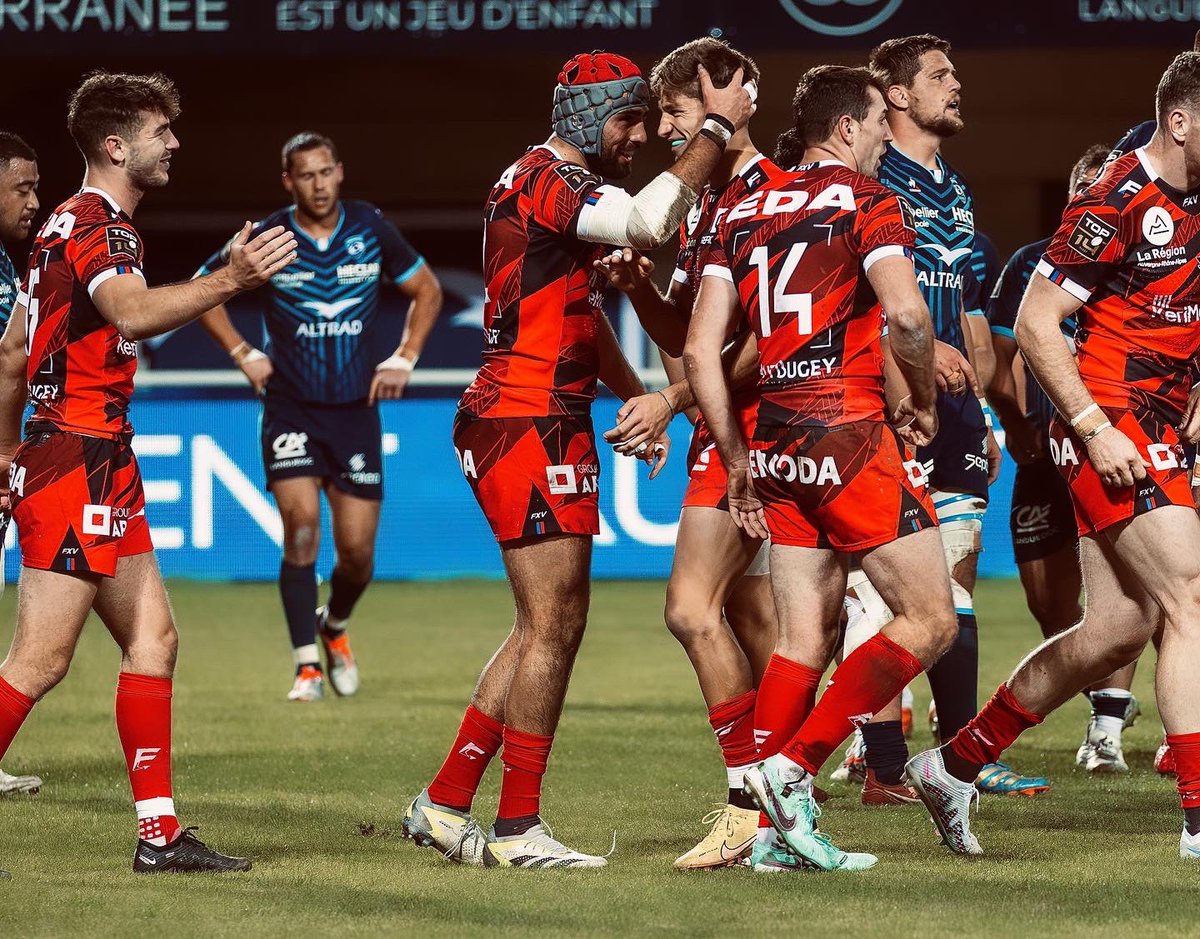 💪🏽 Ensemble, tout est possible ! 🔴⚫️

#Victoire #MHROYO #TOP14 #Rugby