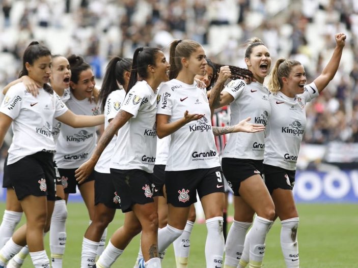 Corinthians feminino é campeão pela 17ª vez e bate recorde de títulos em  2023; veja histórico