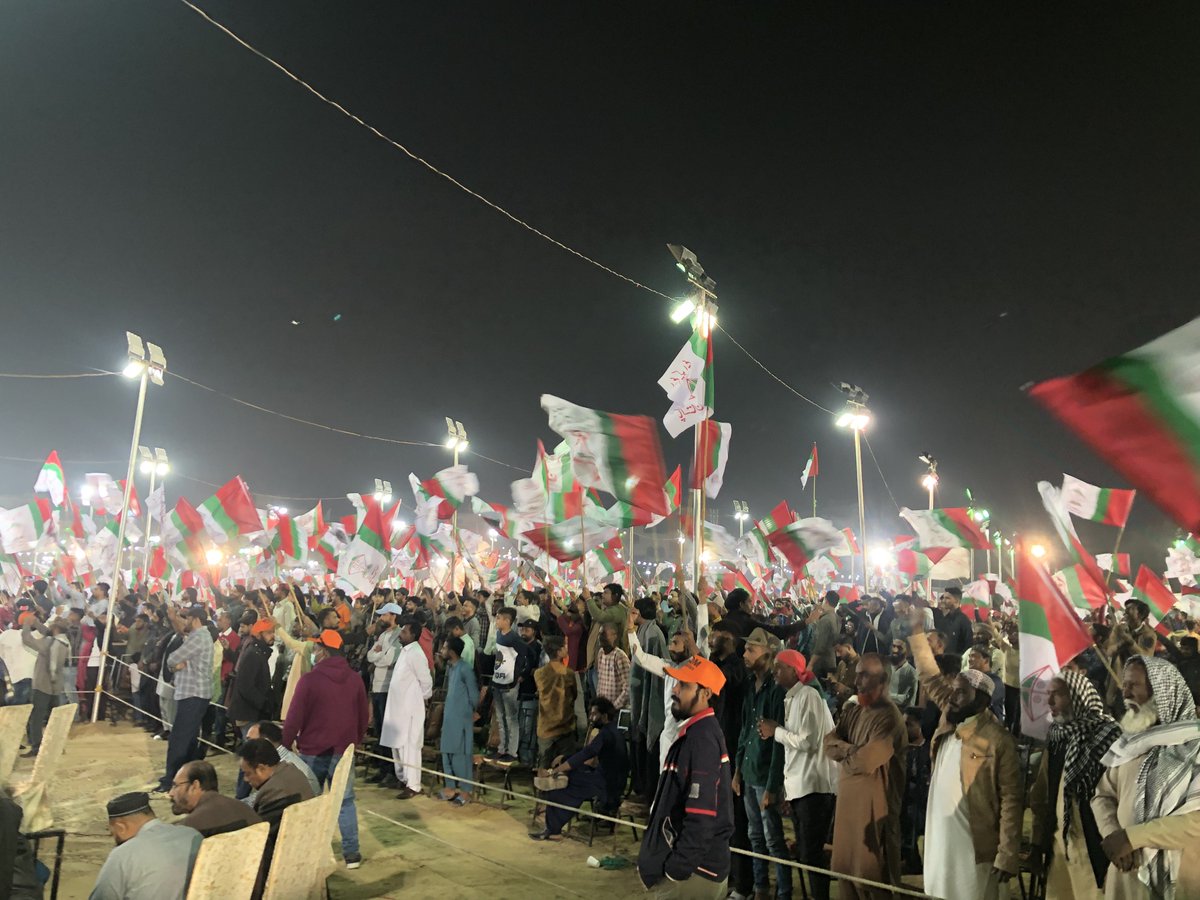 RealNomanKhan's tweet photo. بہار ہو بسنت ہو موسم کا کوئی بھی رنگ ہو
ہم چلیں گے اُس کے سنگ جسکا نشان پتنگ ہو 
امن ہو یا جنگ ہو
ہم مُہر لگائیں گے پتنگ پر 
#KorangiTownKaFaislaMQMPak 
@Conv_KMS @DFSMQM @KamalMQM @AnisMQM @SyedAminulHaque @AteebFurqan @allaboutmqm @MQMPKOfficial @IamNomanArif @iamkhalilshaikh @adeel2900 @realshazaq @RealAkramKK @Muhamma28794011 @SyedUsmanbaldia