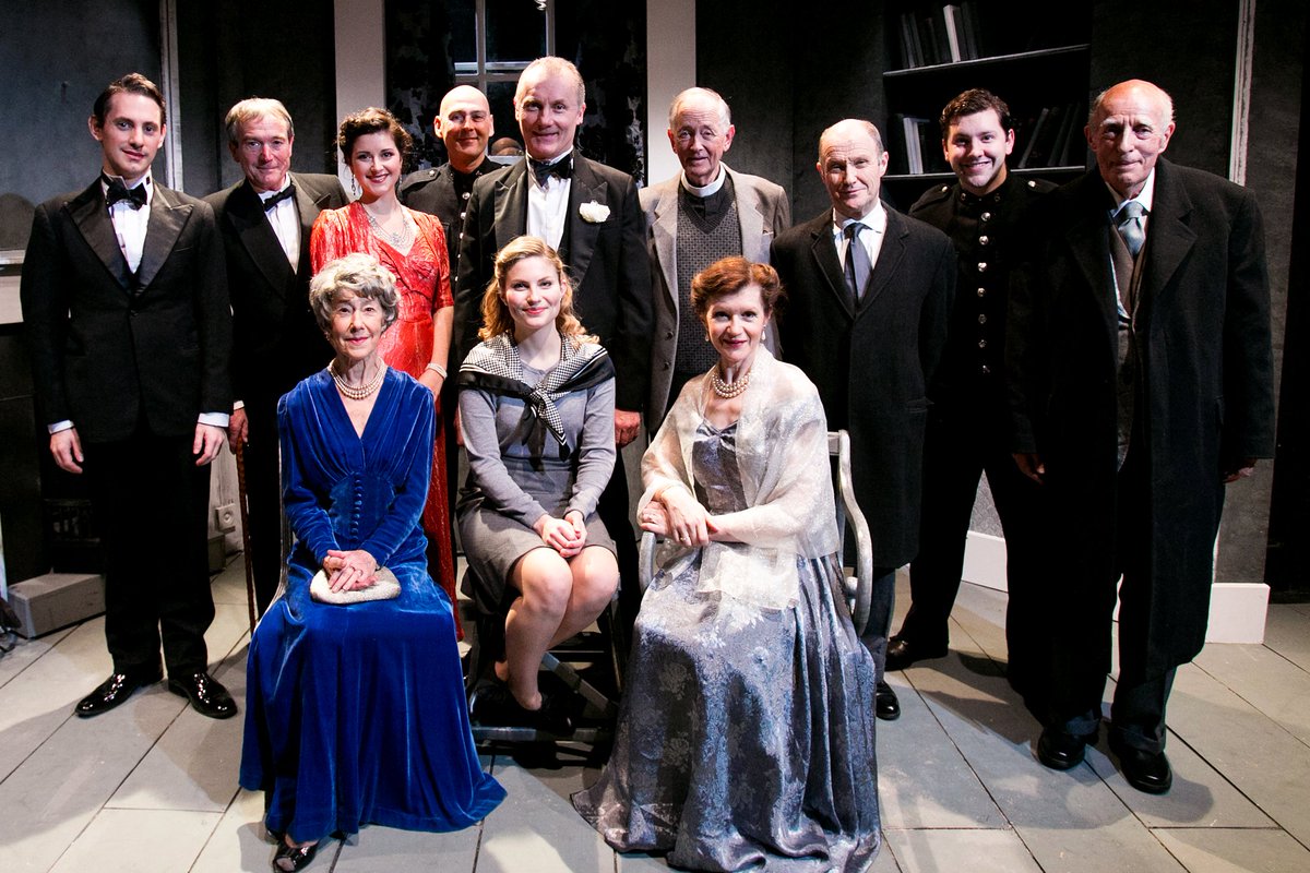 ashleyjscook's tweet photo. Ten years ago tonight I opened my first show #TheWhiteCarnation by #RCSherriff with my company @Troupe_Theatre @finborough which transferred @JSTheatre a few weeks later. I've been hooked on producing ever since. Here's to many more press nights 🎭
Happy birthday to Troupe 🎂🎉 https://t.co/zcP7fQpemS