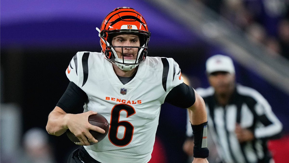 MonotoneFootbal's tweet photo. I’ll drop my full card @ 50 likes/rts 🚨 

🔸Jake Browning o12.5  RushYds (0.75u)
Sprinkle 🧂 25+ Yds (+265) | 40+ (+800)

Browning: “I’ve always been called sneaky athletic. I don’t know where the sneaky part comes from.”

4-40 in his debut & will be forced out of the pocket vs PIT pass rush. 

Steelers have no LB depth & w/o Minkah no depth in general. D-Line will hit home but that will force some scramble chances. Undervalued line based on lack of name value. 

#GamblingX #FreePicks #PlayerProps #PrizePicks #FantasyFootball #NFL