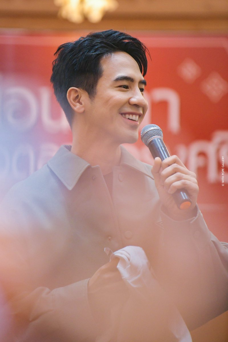 with_pope's tweet photo. รูปหล่อ รวย นิสัยดี ตรงสเปคทุกอย่างงง  ติดที่เค้าเป็นดารานี่แหละ 🥹 งืออออรักเค้าาา   #popezaap #ย้อนเวลาเที่ยวตลาดกรุงศรี https://t.co/B2uNAdL3ie