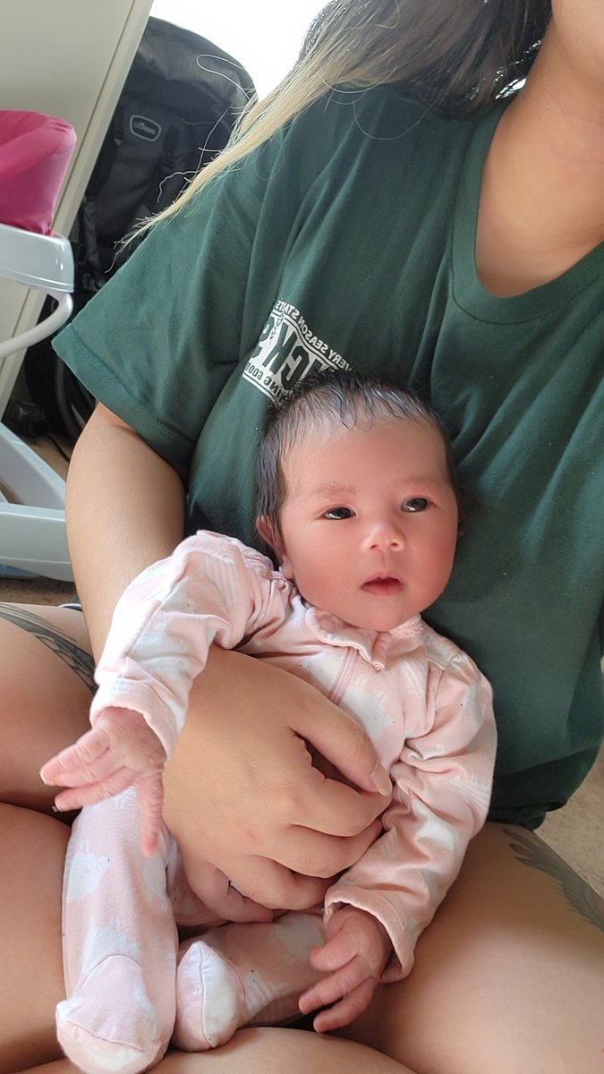 zofiaharbor's tweet photo. life update: had a kid!! https://t.co/vetoBdEB1s