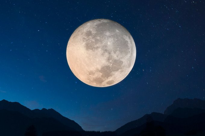 DubnHG1's tweet photo. #Lunar_Astrophotography   :  Best Photos of the Moon

@yaoki39   @Alpha_lyrae_uk   @ArjunSi25703063   @AstroGary   @astrolabio_uy8   @EstherHanko   @Gienek71   @KeiMurillo   @Knightmoved   @LeoAstronomada   @New_Astronomers https://t.co/KCi0wF5gkP