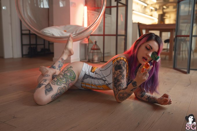 Felicidades a la hermosa @gloom_sg por su SOTD "It&acute;s over 9000!" Ph @andrea_arcore Disponible en la web<a class="tags" href="/tag/gloom_sg">@gloom_sg</a><a href="/tag/memberreview"class="tags"><span>#memberreview</span></a>