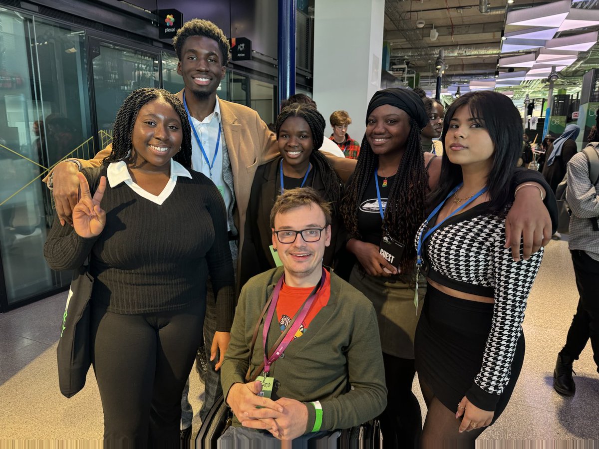 GeorgeFielding1's tweet photo. At yesterday’s #NextGen23 conference, amazing to be reunited with the great @LDN_VRU’s team! https://t.co/bdwKZbXTSC