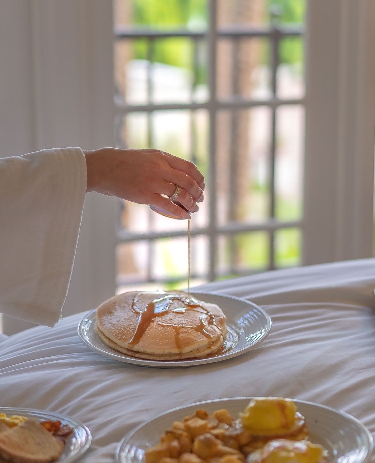Breakfast in bed? Say less. // 📸 @collectivelycandice

#ArizonaResorts #VisitPhoenix #PhoenixFun #ArizonaStaycation