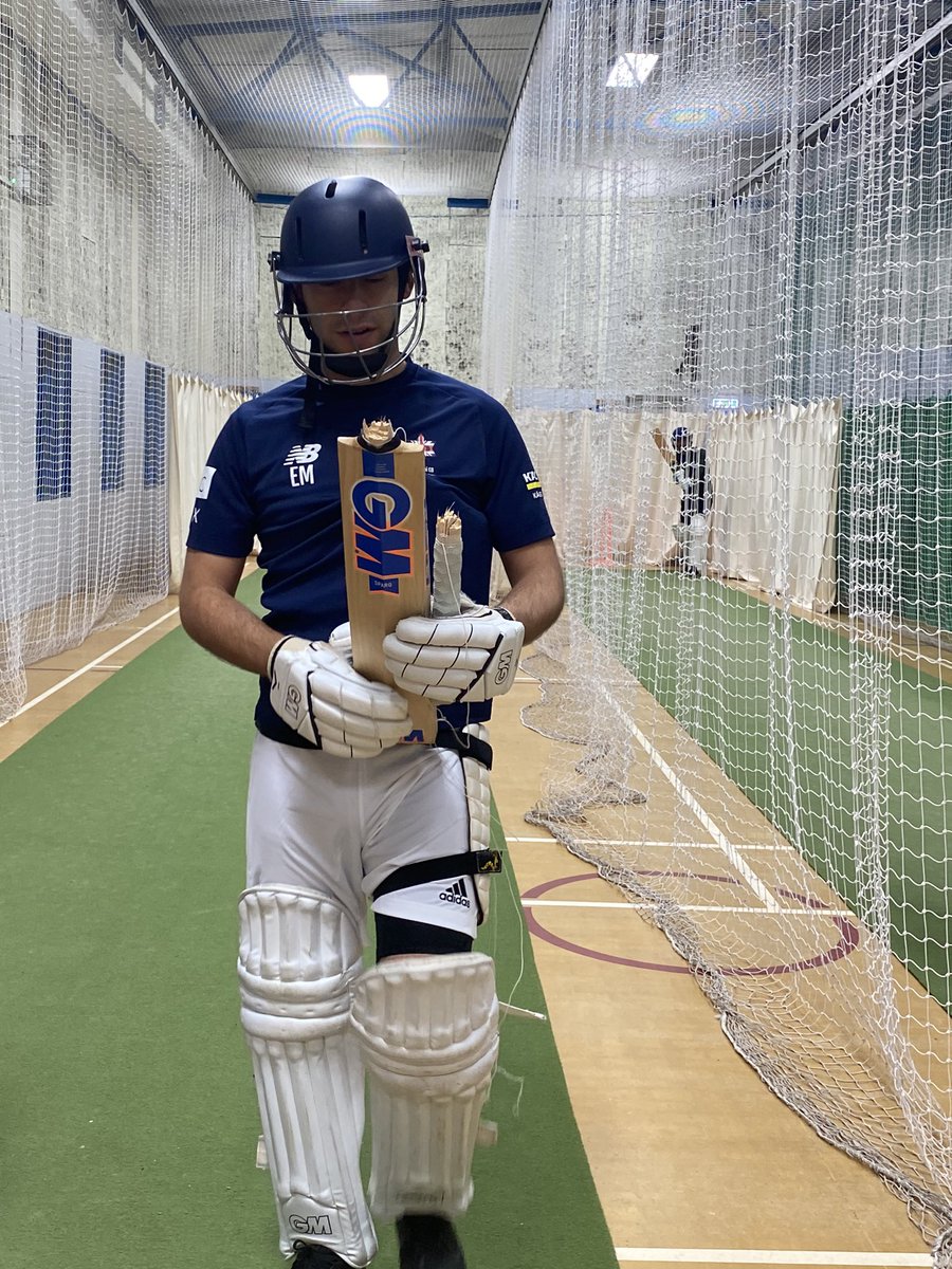 BelmontEdgware's tweet photo. First net of the winter was a success, apart from…

Anyone know a good bat maker for our skipper (and leading run scorer)? https://t.co/goEfuL2DOA