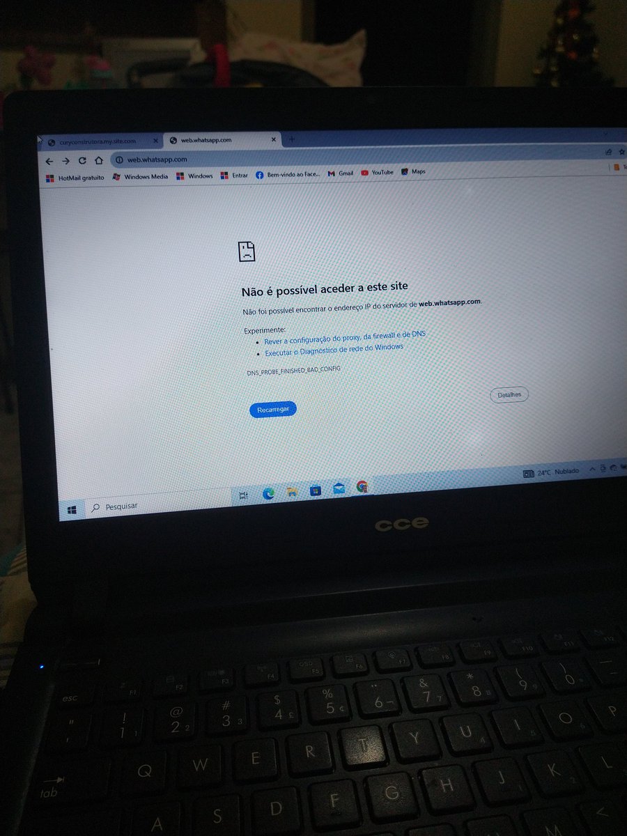 AmarComoJesus33's tweet photo. @TIMBrasil Mais uma vez volto para Tim e me arrependo, antes tinha o tal #TimBlack e agora precisei de um número pré pago e cometi o erro de recarregar 🔃 para rotear internet ao LAPTOP. E lógico o sinal cai kk sim a Tim derruba o sinal, pois eles querem me obrigar a ter pacote https://t.co/G8yqdikiI1