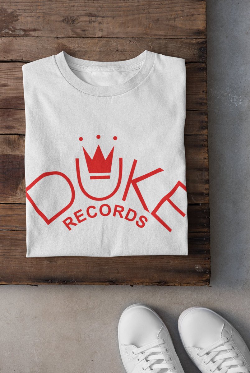 TheSoulShop's tweet photo. There's something special about wearing a piece of music history. Duke Records holds a legacy that's etched into the grooves of classic tunes, and this t-shirt is our way of paying homage to the soulful sounds it brought to the world.

#dukerecords #northernsoul #bluestshirt https://t.co/M6lzcblzgn