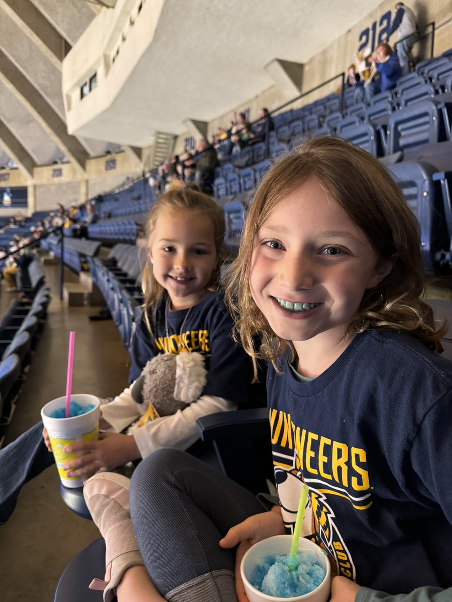 MichaelGuappone's tweet photo. #WVUGAME https://t.co/MwsaL8cCuG