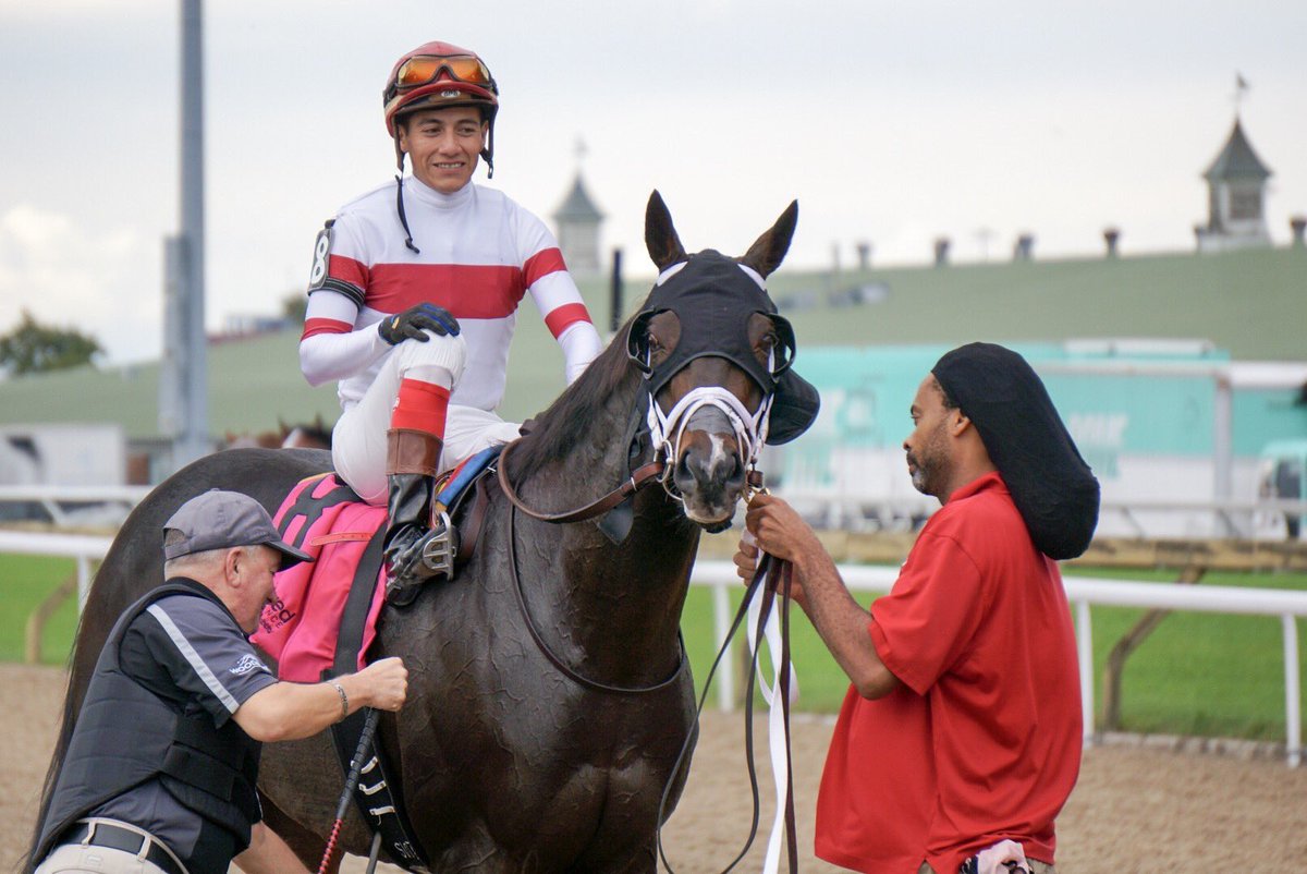 Greg Jones tweet media