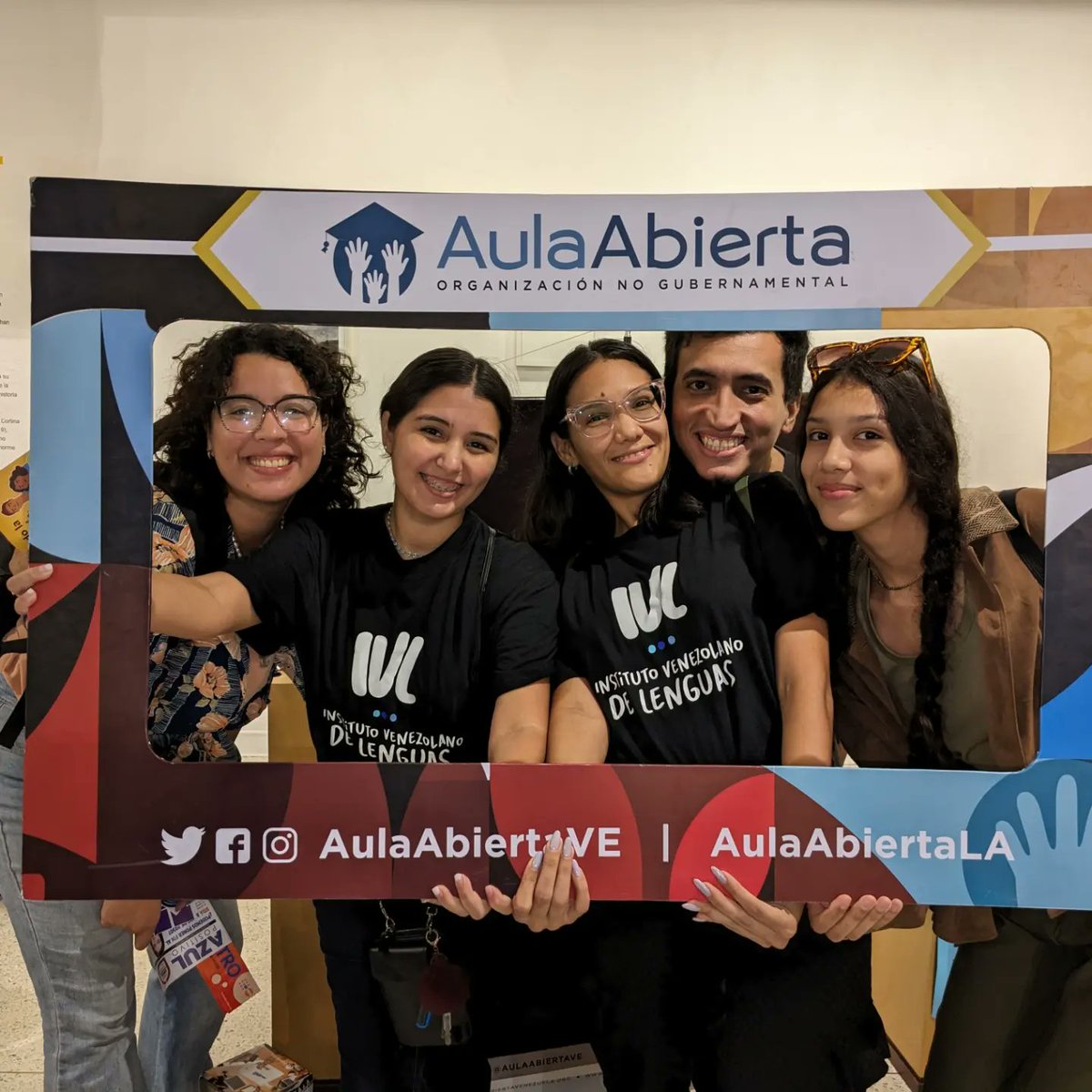Aula Abierta tweet media