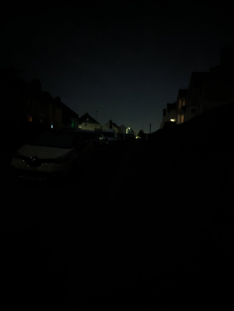 Viclea85's tweet photo. Remind me @SouthLanCouncil why we pay council tax?? Streets in total darkness! Rutherglen https://t.co/IjEJIeq8yd