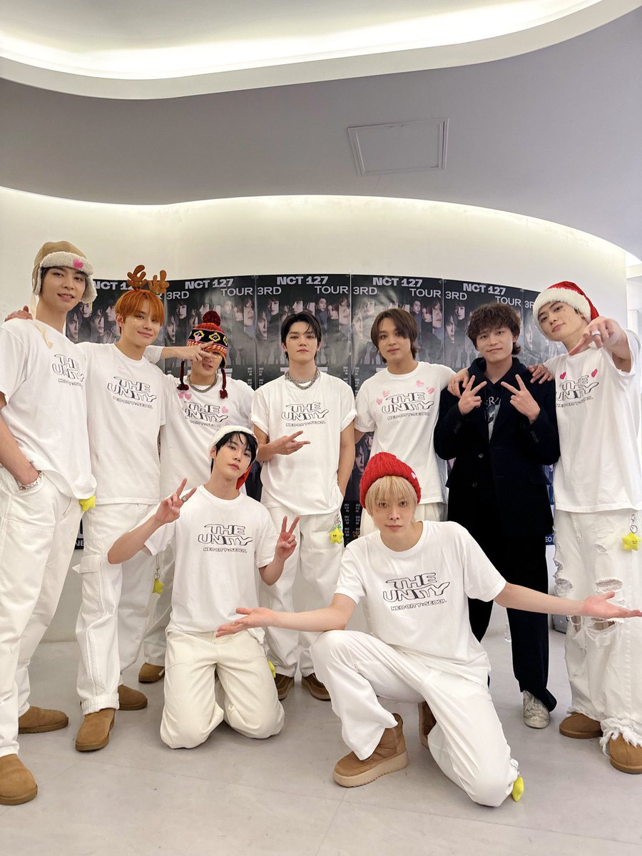 At the end of today's performance, Taeil hyung graced us with his encouragement, showing up for us despite not being fully recovered.