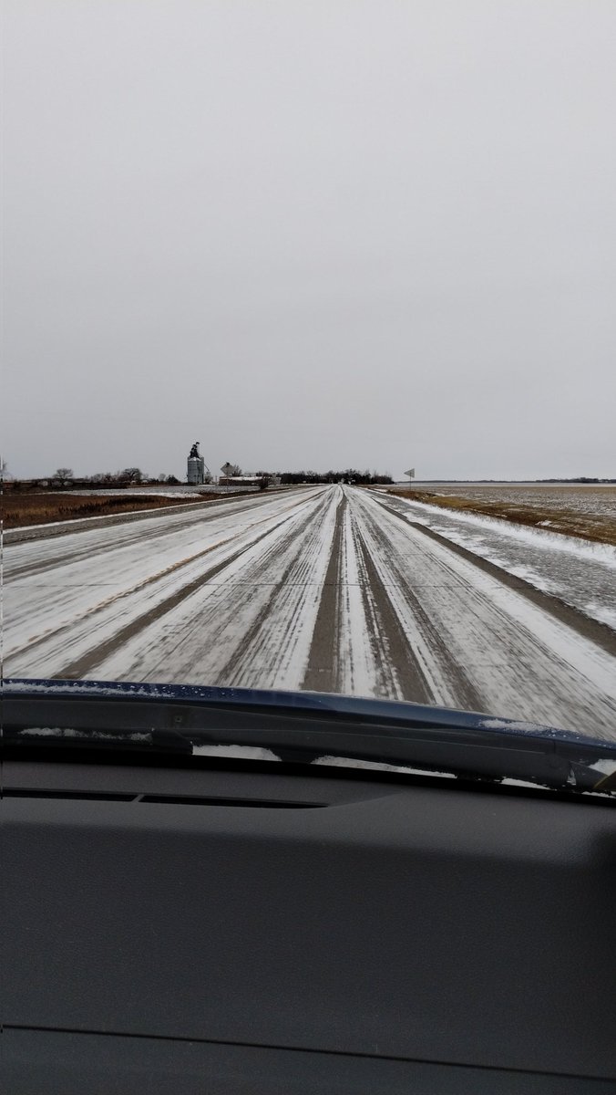 HutchsWeather's tweet photo. Slow down and arrive safe!
Compact snow and ice on HWY 75 north of Moorhead...
#mnroads https://t.co/AFwjsayRwR