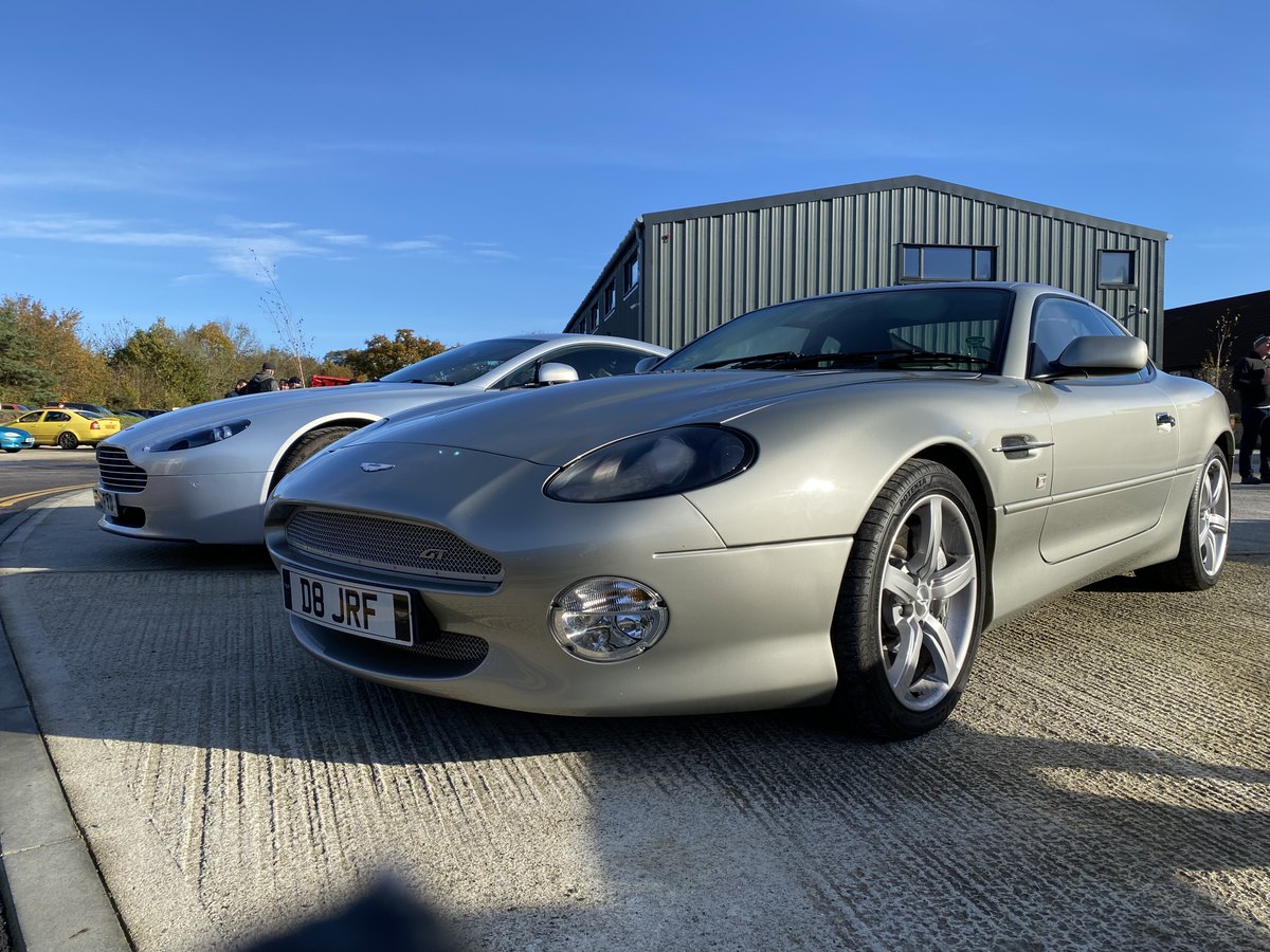 AstonOwnersCom's tweet photo. Evolution in silver🙂
#AstonMartin #AstonOwners #DB7GT #V8Vantage https://t.co/PXfEg1Xctl