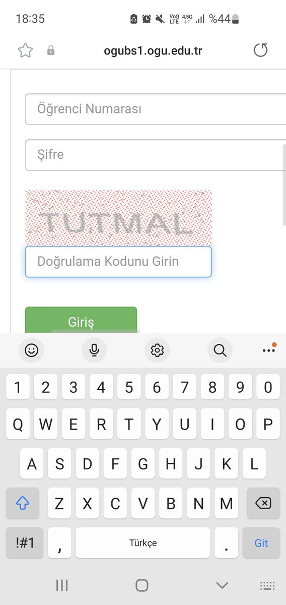 beceusludur's tweet photo. Ogubs biraz gergin gibi galiba https://t.co/XvsypqfQPZ