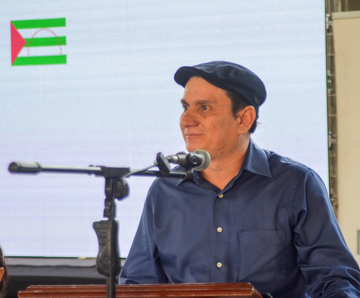 Me siento muy contento al ver los rostros de alegría de nuestros hermanos de Agua Fría, en la entrega de esta historia obra que fue objeto de promesas incumplidas por décadas. 
Gracias Prefecto <a href="/Leoorlandoa/">Leonardo Orlando A.</a> por devolverle la dignidad y la esperanza a nuestras gente. 
💛💚❤️