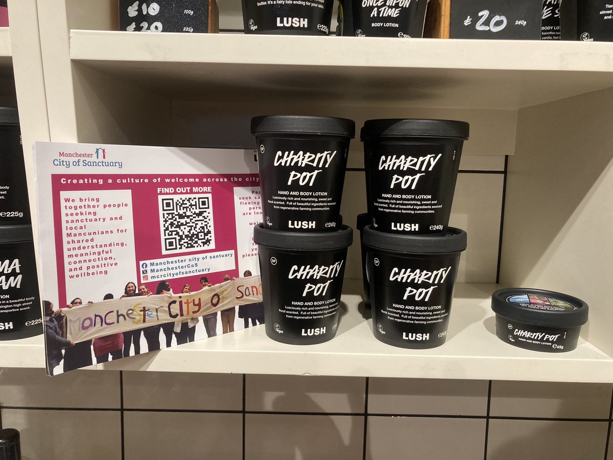 ManchesterCoS's tweet photo. Fantastic weekend at @LushLtd Market Street! 🫶

A massive thanks to everyone who chatted to our team and bought a charity pot. 🧴

You helped to create a culture of welcome! 🧡 https://t.co/JFeigS95oF